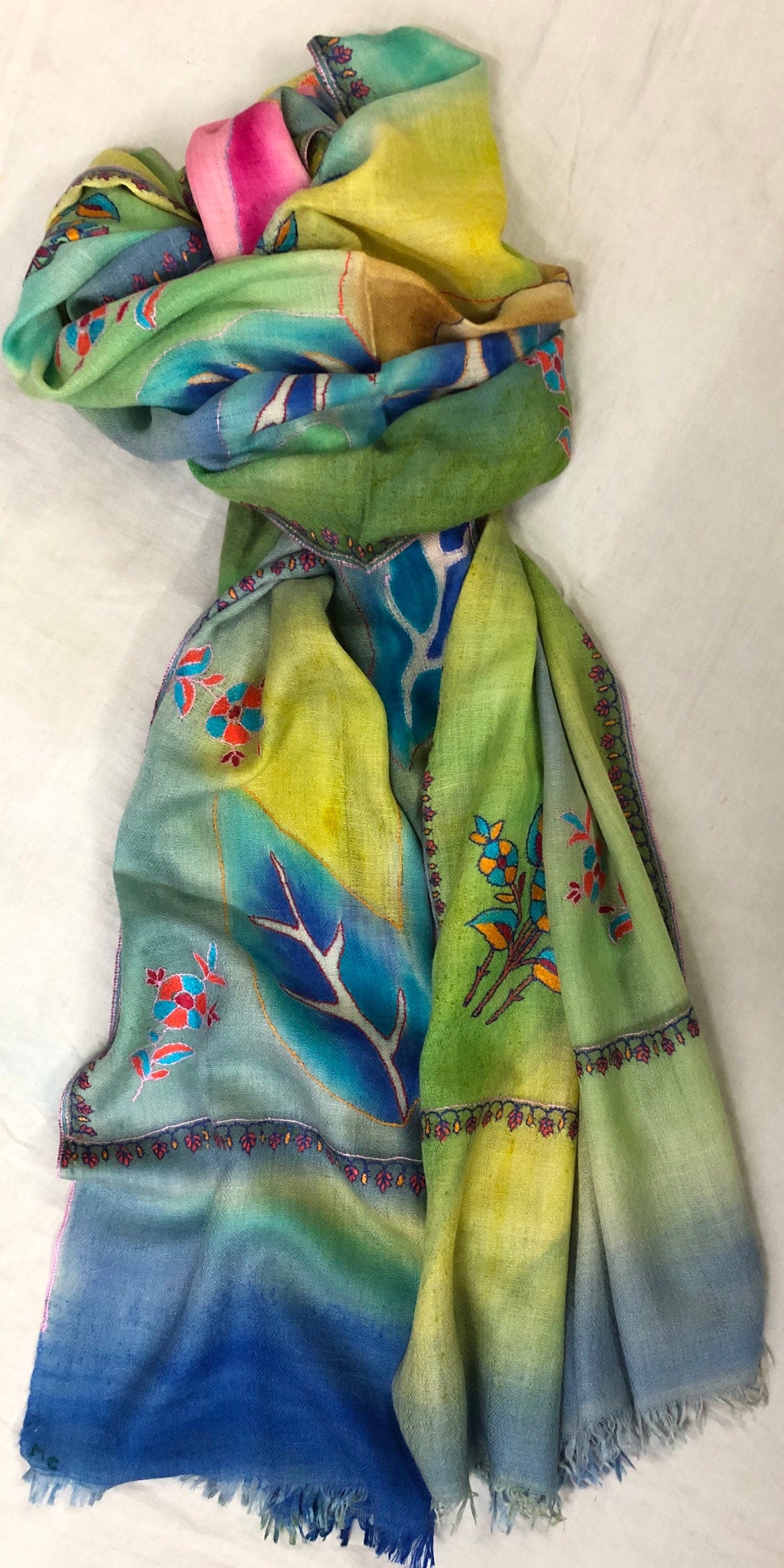 Floral Handmade & Hand Painted Ladakhi Cashmere Pashmina Rose Embroidered Stole Scarf Shawl - Mehraj Crafts 