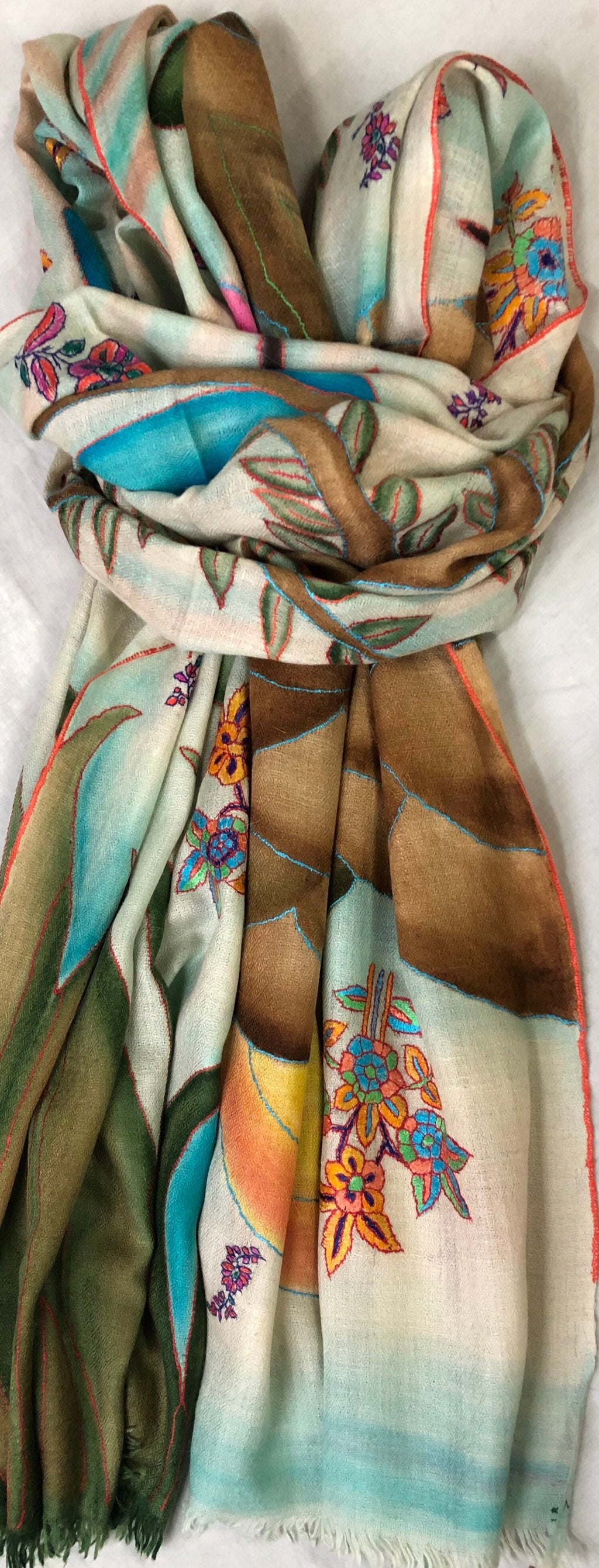 Handmade and Hand-Painted Ladakhi Cashmere Pashmina Embroidered Scarf - Mehraj Crafts 