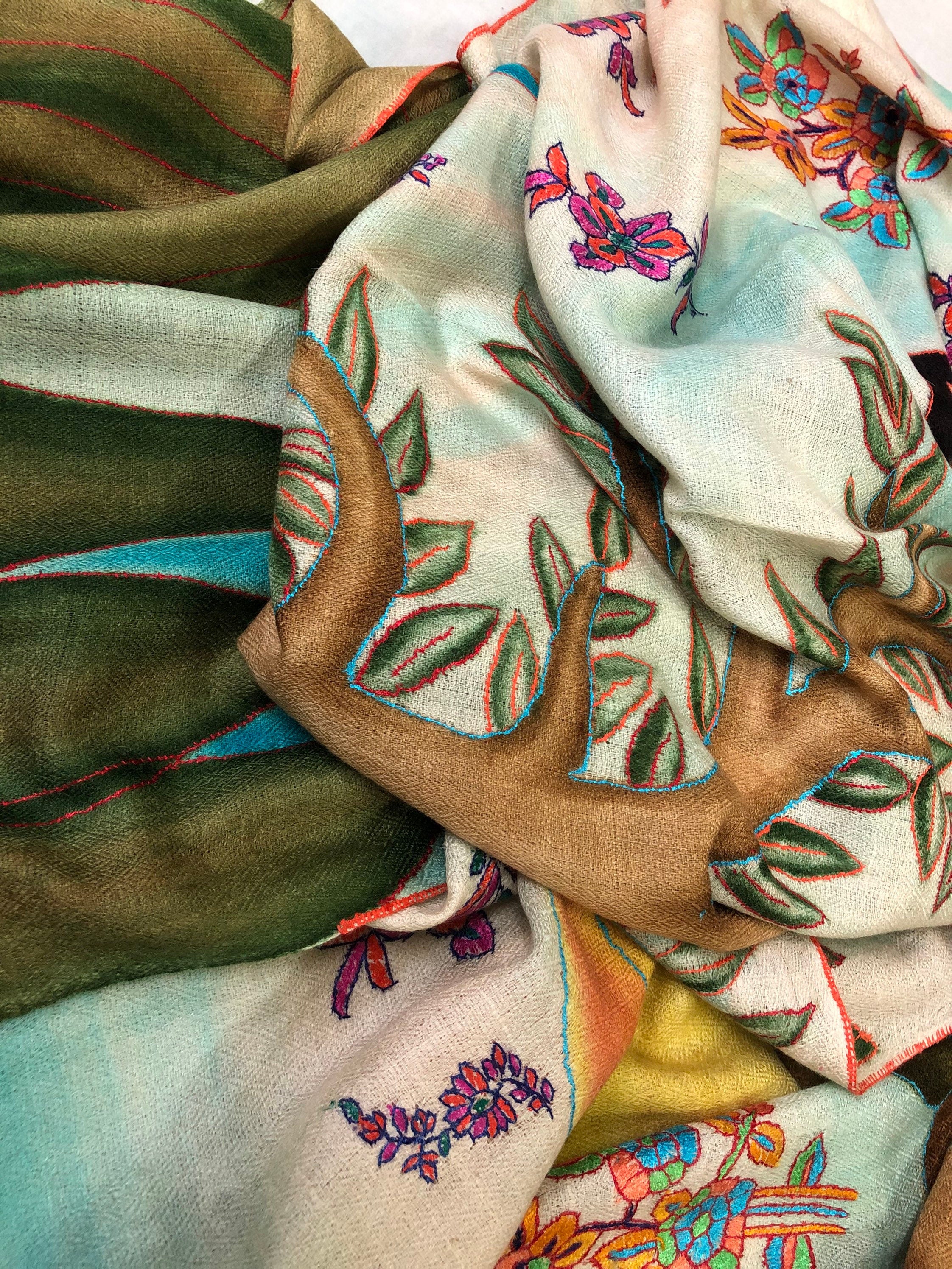 Handmade and Hand-Painted Ladakhi Cashmere Pashmina Embroidered Scarf - Mehraj Crafts 