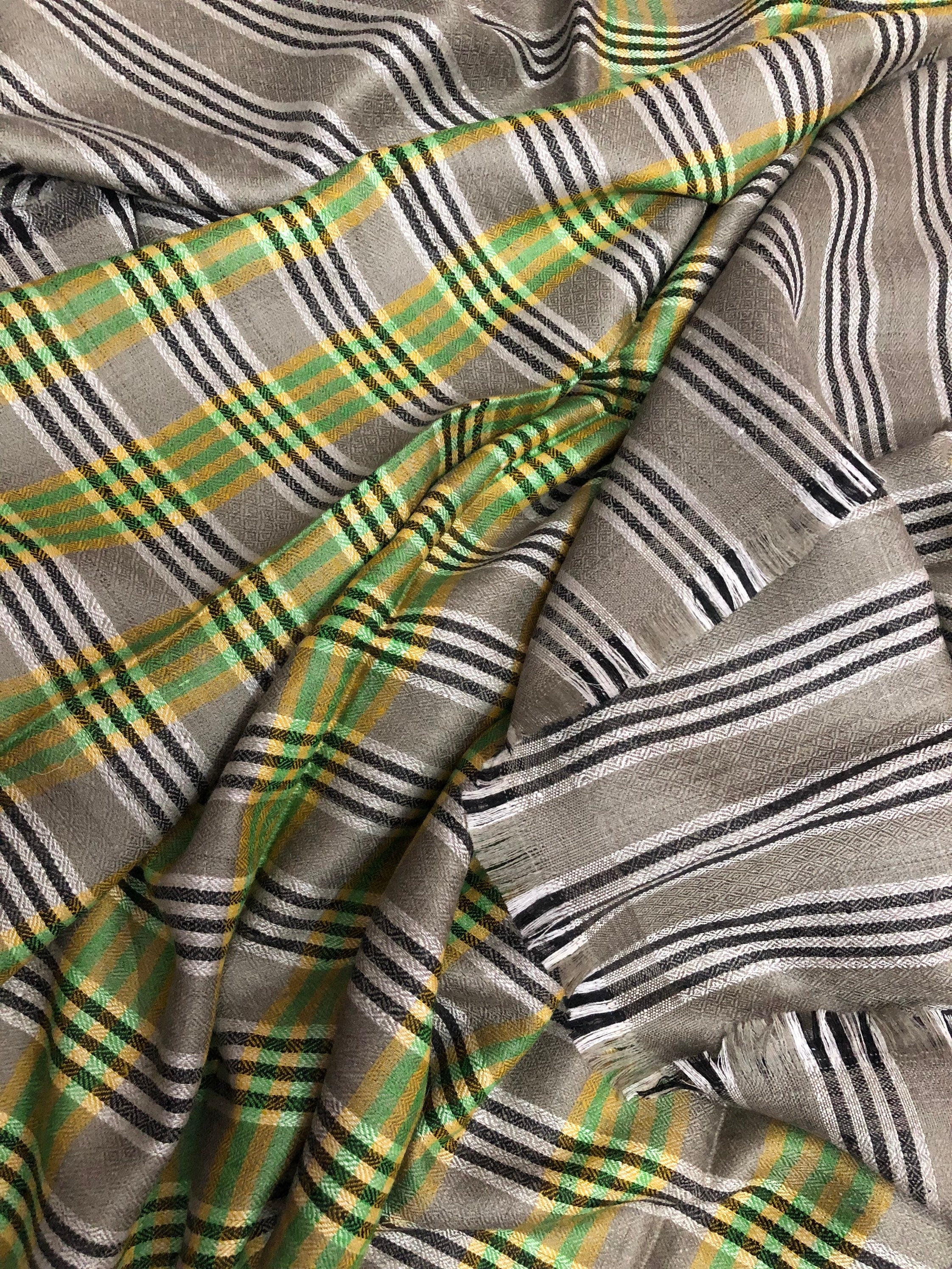 Srinagar Tartan Cashmere Pashmina Stole: Father of Bride Gift