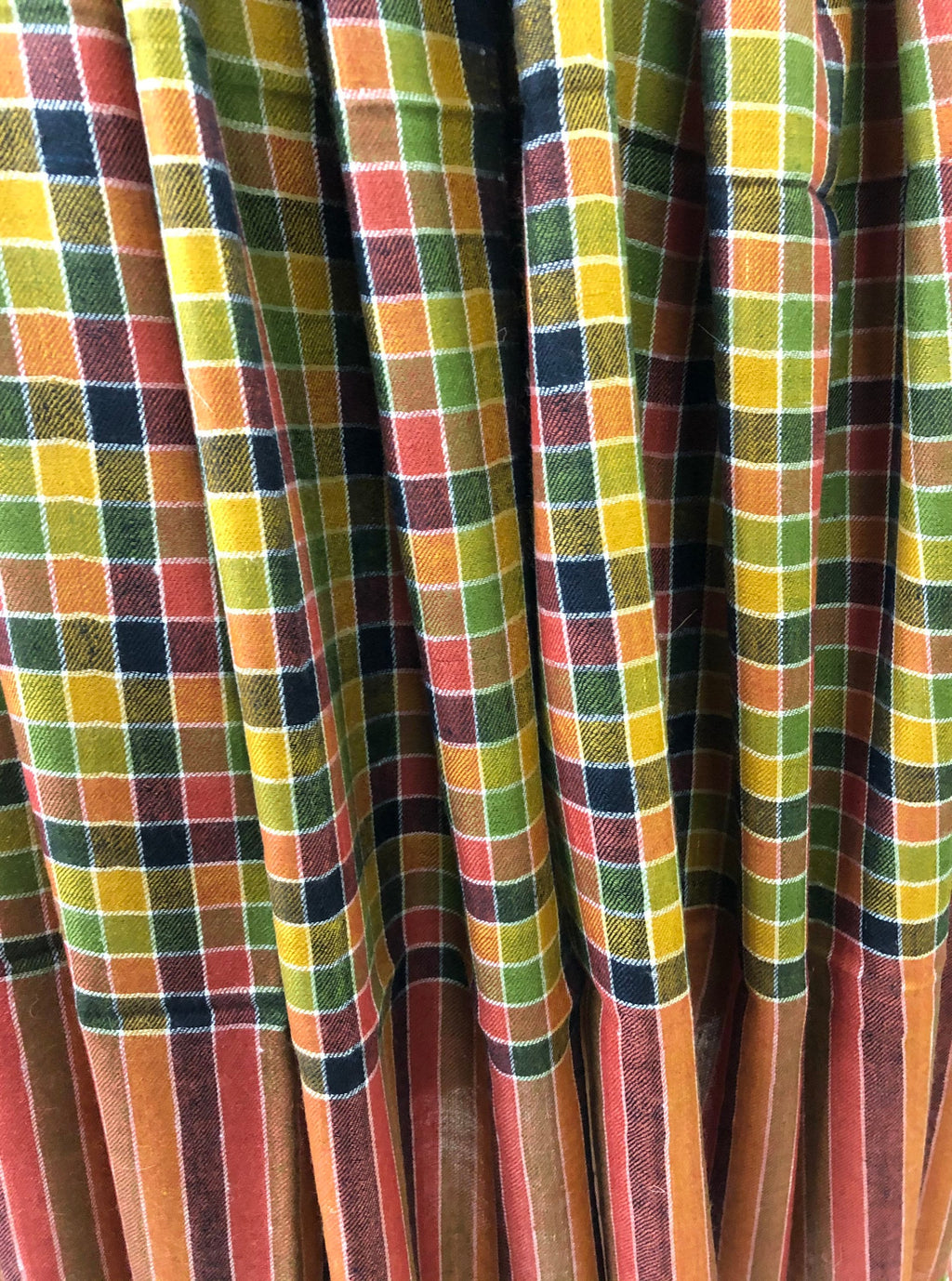 Handwoven Ladakhi Cashmere Pashmina Shawl: Multicolored Check Wrap
