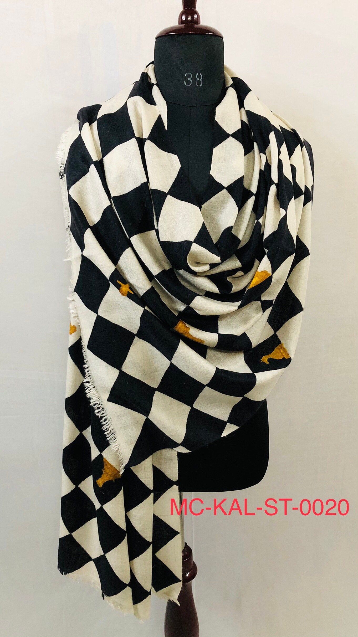 Handwoven Cashmere Pashmina Stole: Black and White Checkerboard