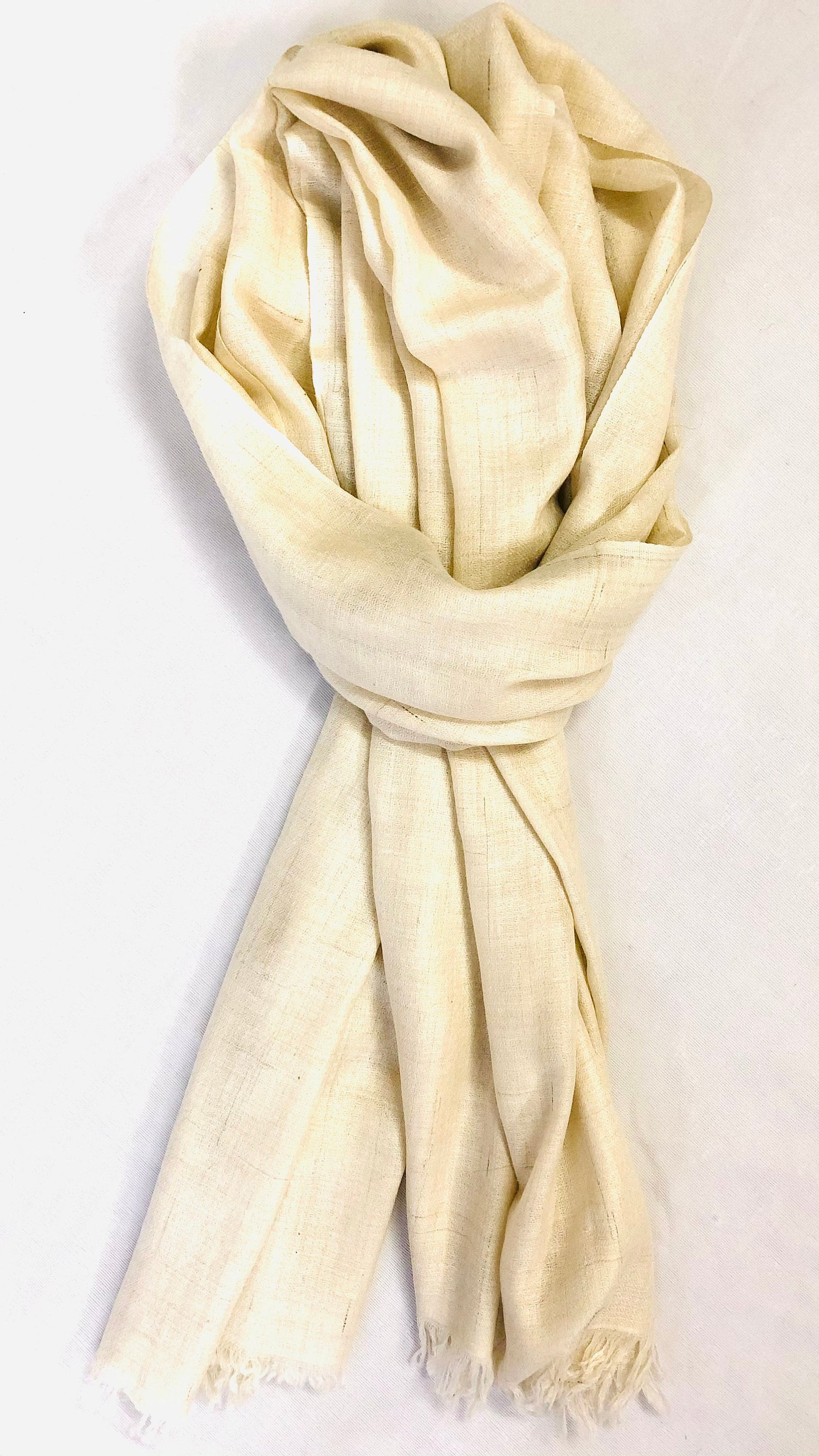 Handmade Off White Cashmere Pashmina Shawl: Soft Woven Scarf-70x200 cms