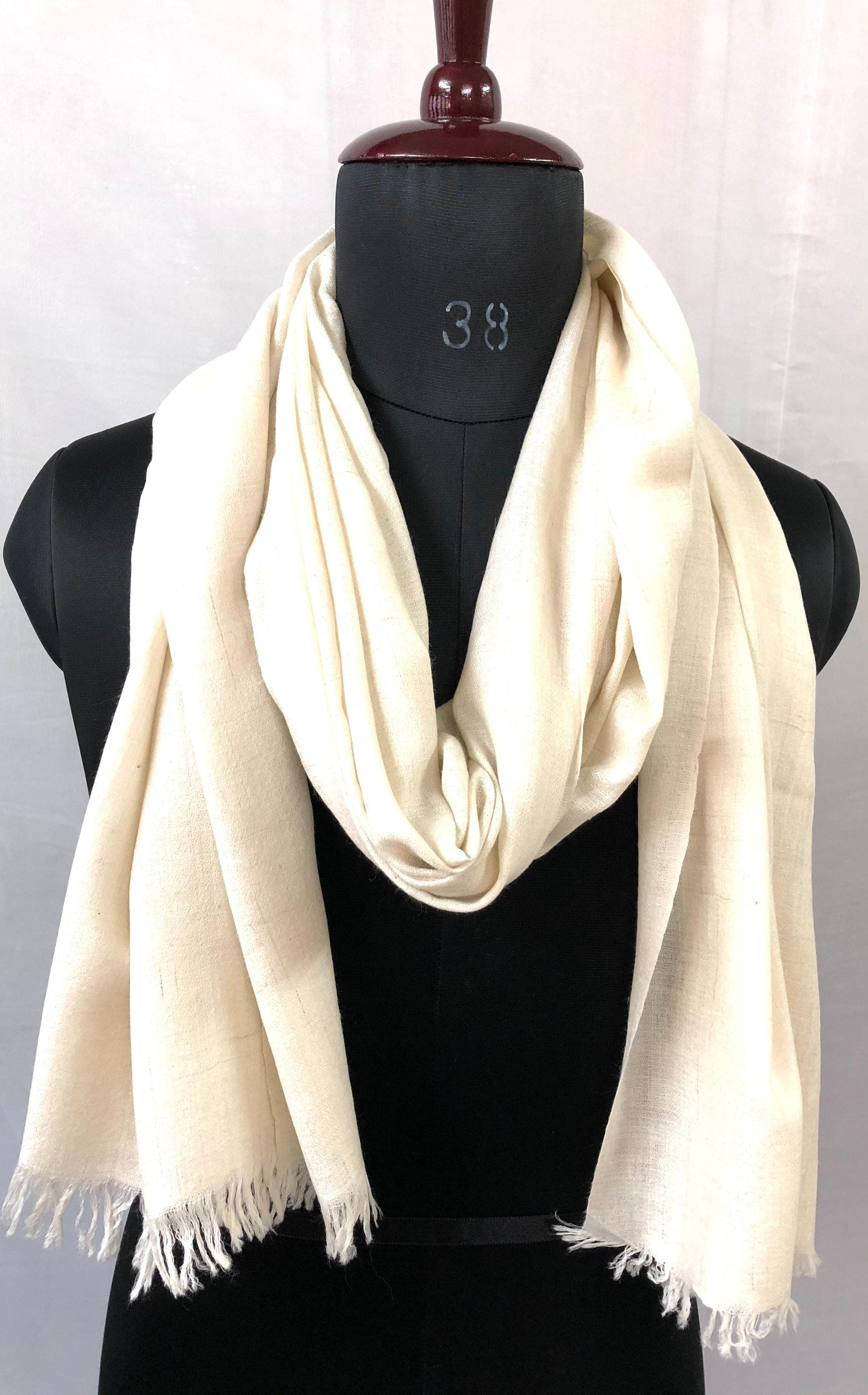 Handmade Off White Cashmere Pashmina Shawl: Soft Woven Scarf-70x200 cms