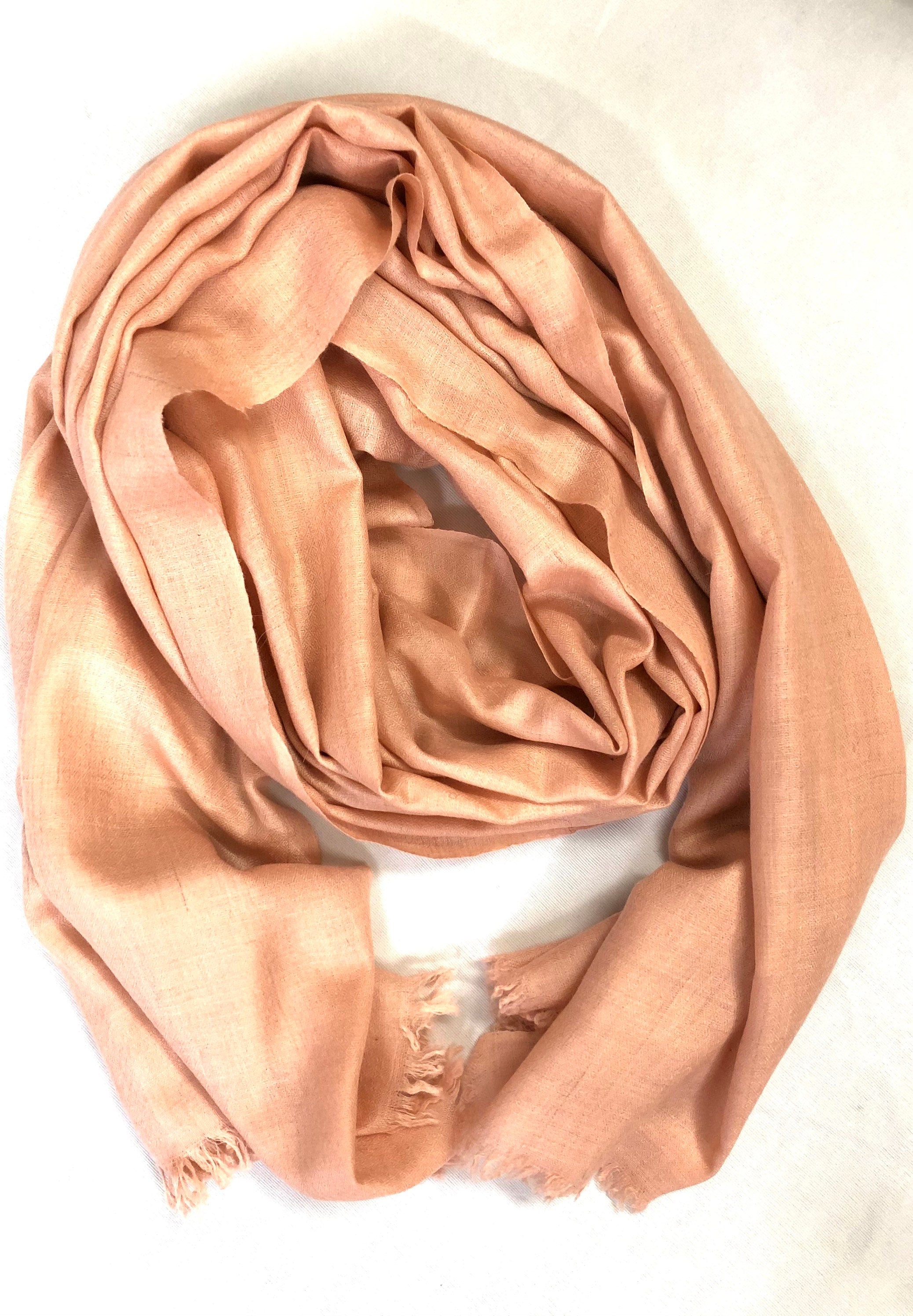 Handmade Peach Cashmere Pashmina Scarf: Soft Woven Stole (70x200 cm)