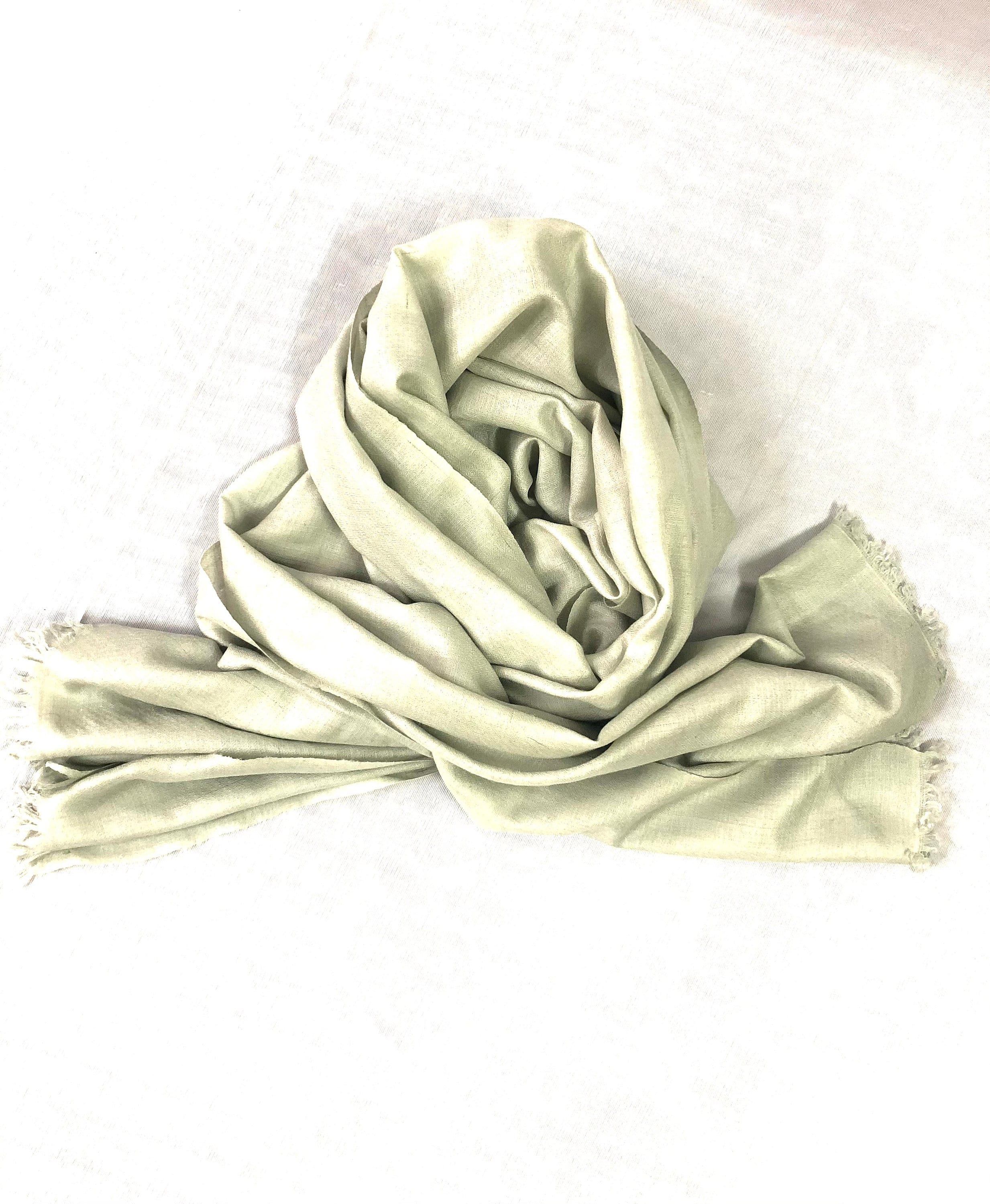 Handmade Cashmere Pashmina Stole: Pistachio Green Scarf Shawl (70x200 cm)