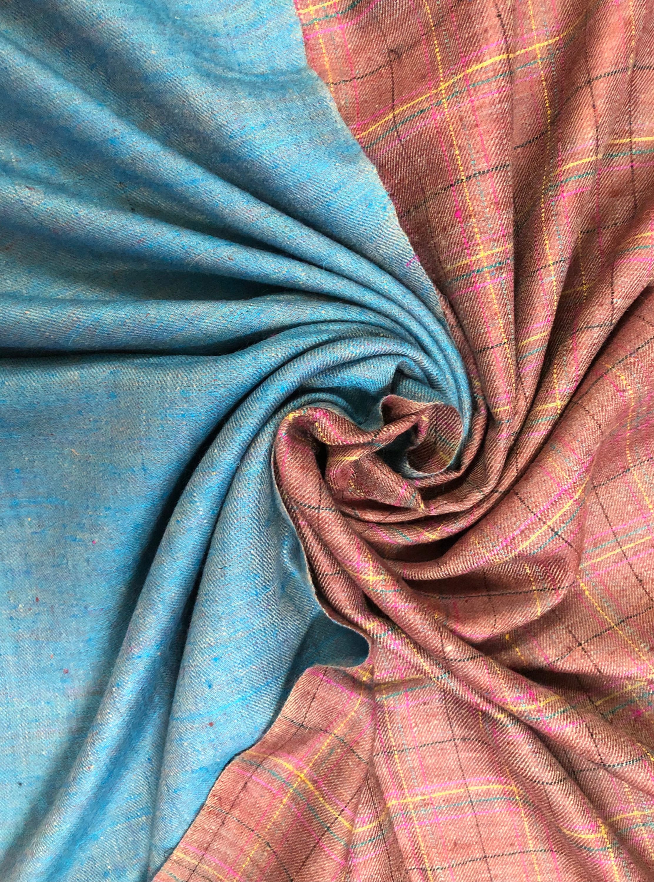 Handwoven Ladakhi Cashmere Pashmina Shawl: Reversible Check & Blue Moon