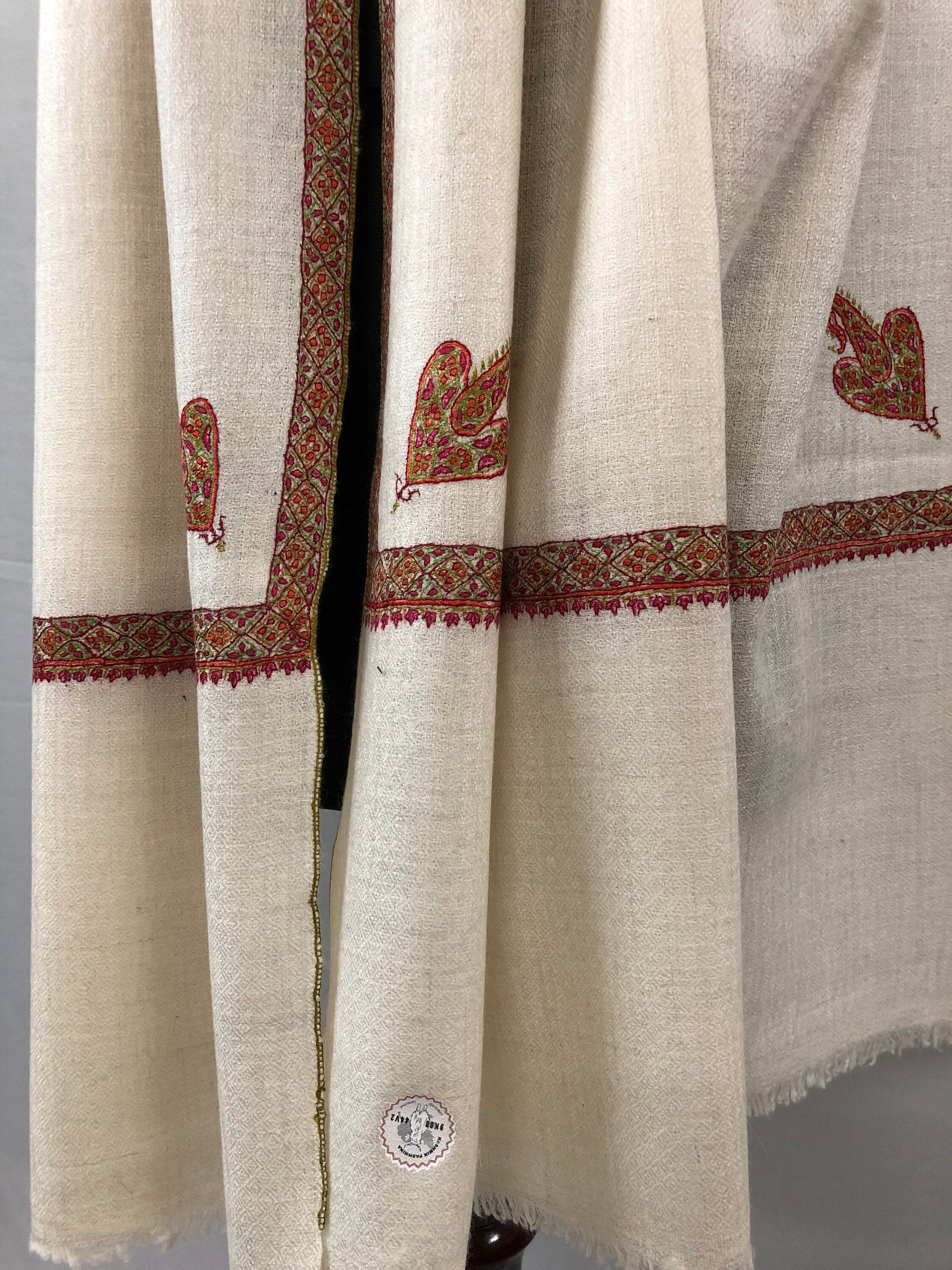 GI Stamped Antique White Sozni Embroidered Border Handmade Real Cashmere Pashmina Stole - Mehraj Crafts 