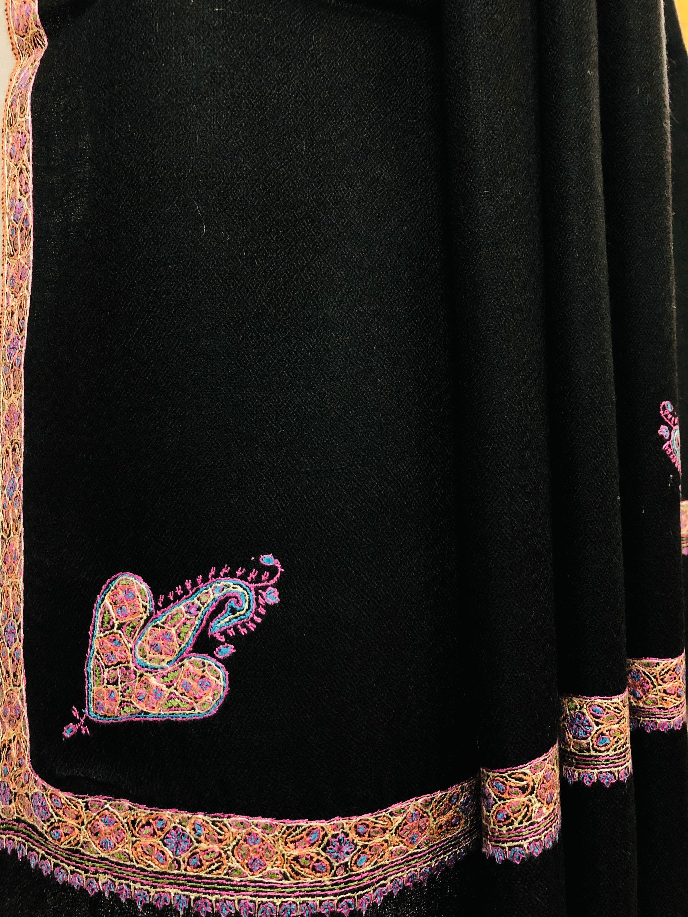 Pashmina christmas dayCaviar Sozni Hand Embroidered Border Handwoven Real Cashmere Pashmina Stole Scarf Shawl - Mehraj Crafts 
