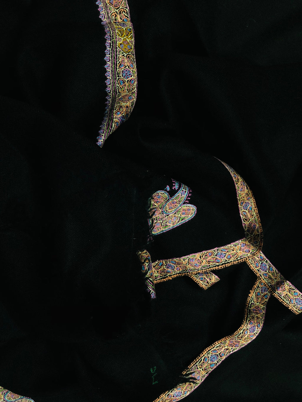 Pashmina christmas dayCaviar Sozni Hand Embroidered Border Handwoven Real Cashmere Pashmina Stole Scarf Shawl - Mehraj Crafts 