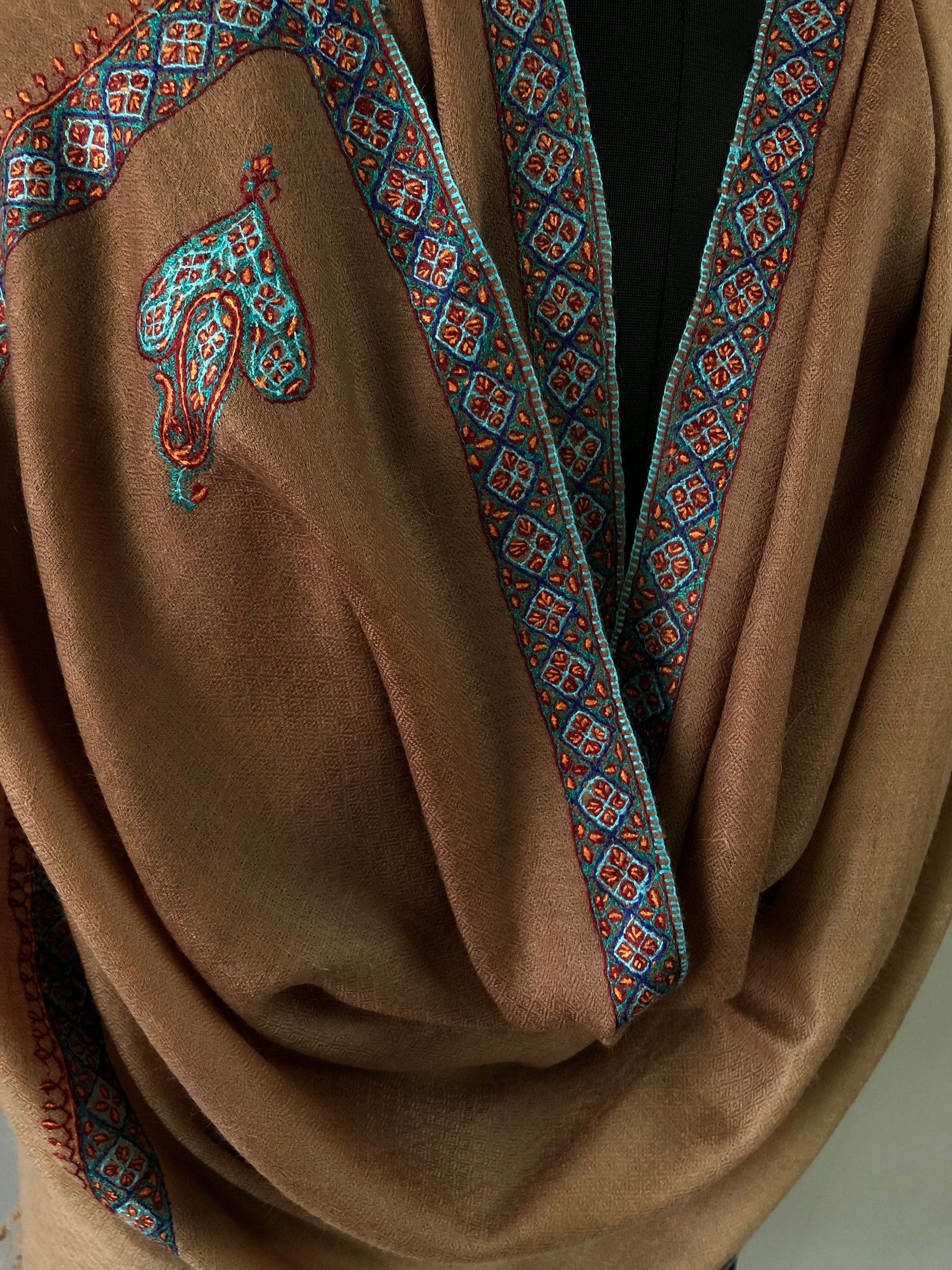 teacher gift Café au Lait Ombré Sozni Hand Embroidered Border Handwoven Real Cashmere Pashmina Stole Scarf Shawl - Mehraj Crafts 