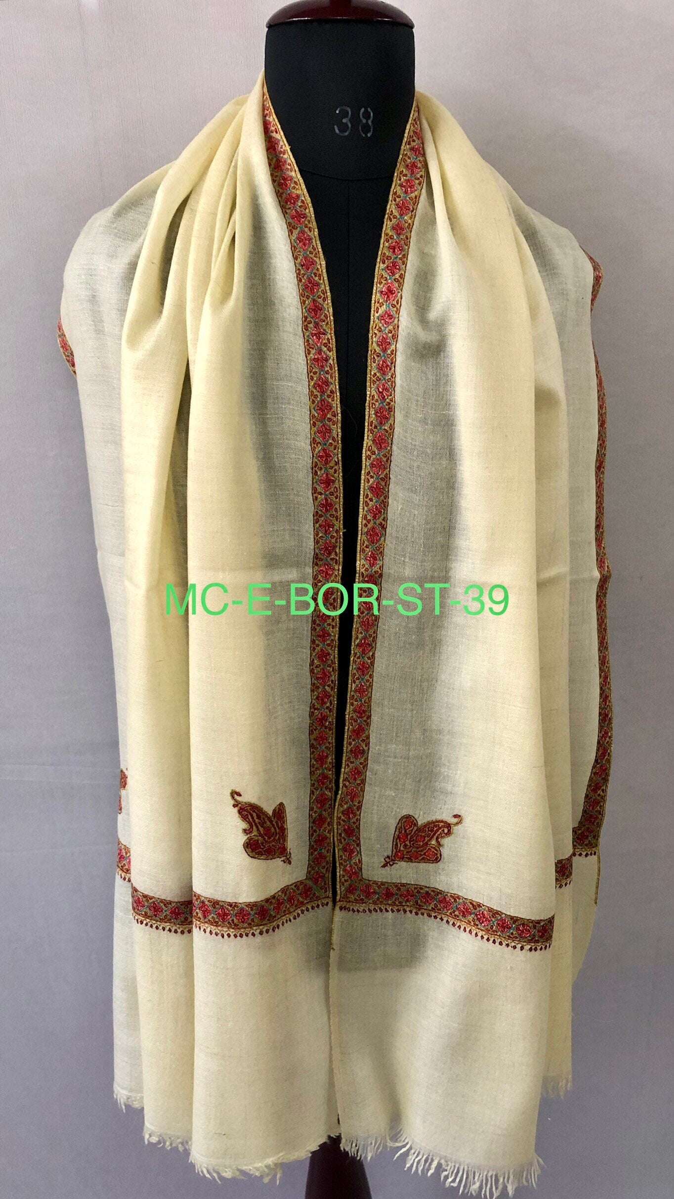 Handwoven Cashmere Pashmina Stole: French Vanilla Sozni Embroidery