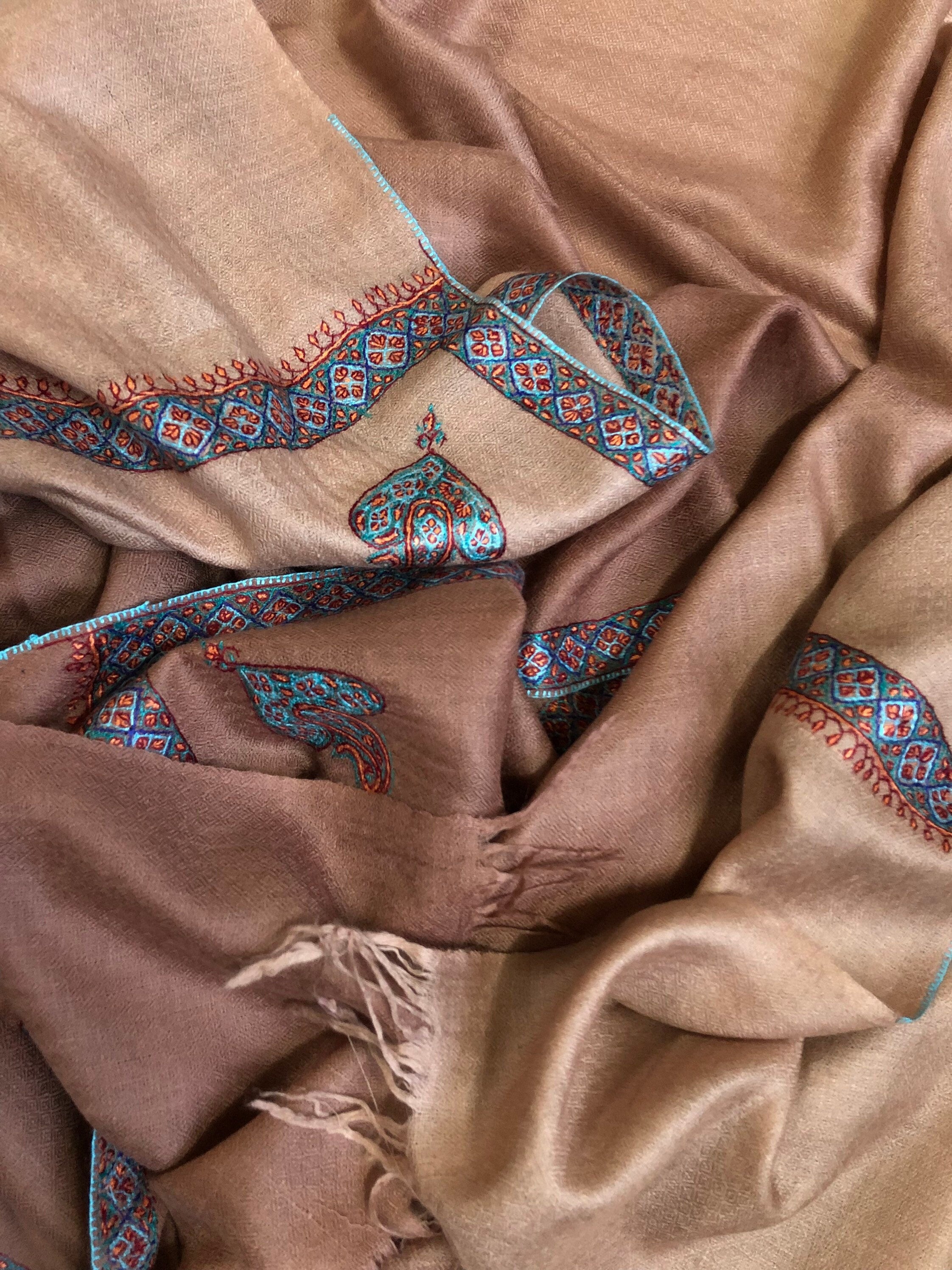 teacher gift Café au Lait Ombré Sozni Hand Embroidered Border Handwoven Real Cashmere Pashmina Stole Scarf Shawl - Mehraj Crafts 