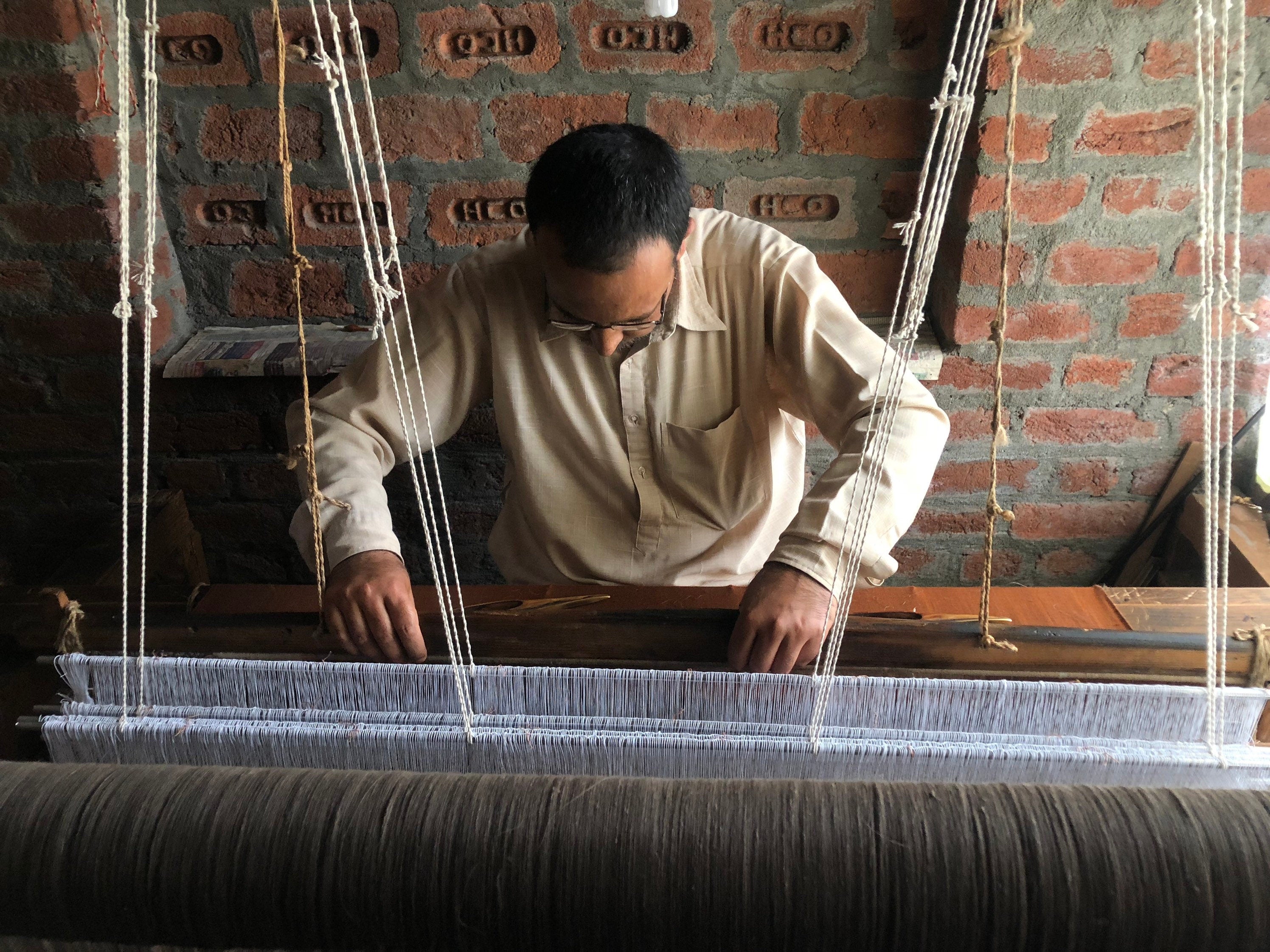 pashmina shawl for women Star sapphire and dawn pink reversible handwoven ladakhi real cashmere pashmina shawl wrap - Mehraj Crafts 