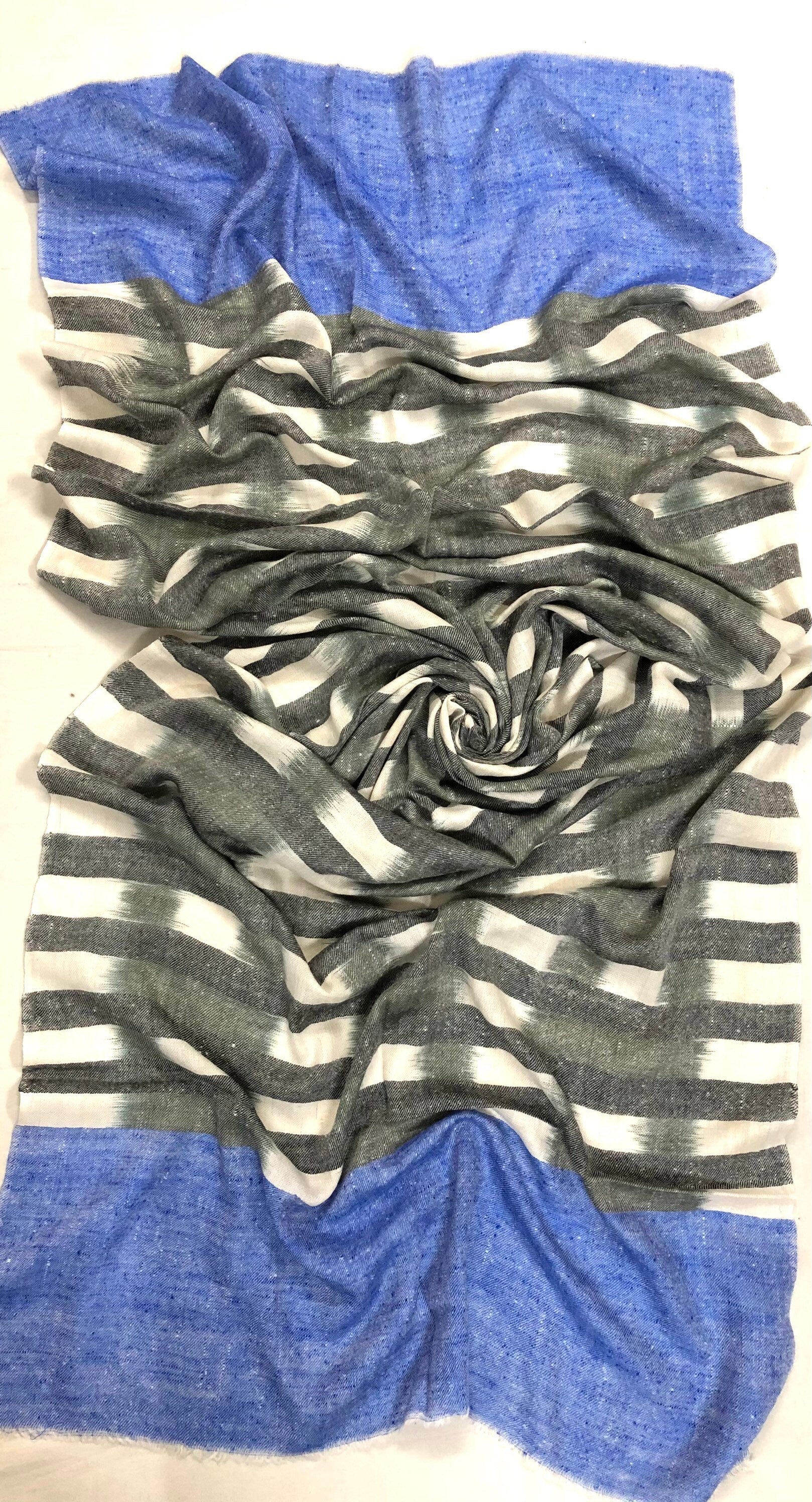 Pashmina Black FridayBlack ink ikkat weave pattern handmade real cashmere/pashmina stole/70X200 cms