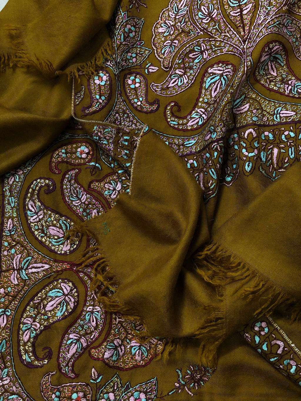 Handmade Dried tobacco mehrab paisley Kani Kar embroidery Palla handcrafted real cashmere pashmina shawl - Mehraj Crafts 