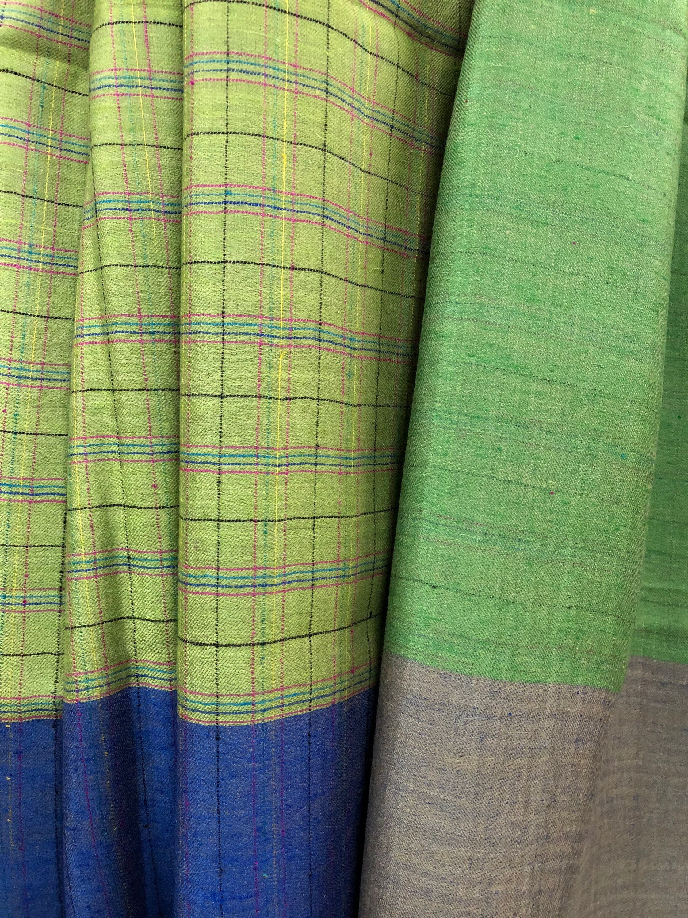 Greenery handwoven reversible checkered ladakhi real cashmere pashmina shawl wrap - Mehraj Crafts 