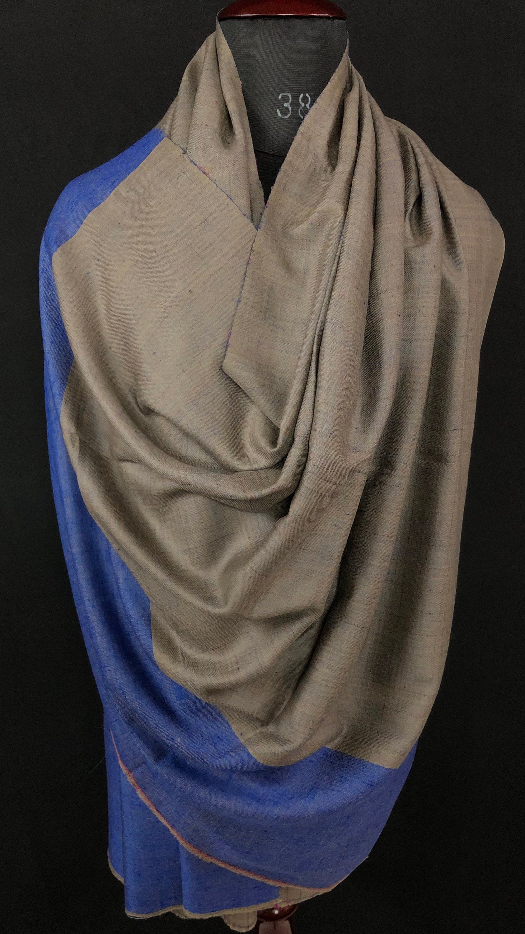 Reversible Pashmina shawlNautical blue check and taupe gray handwoven reversible  ladakhi real cashmere pashmina shawl wrap - Mehraj Crafts 