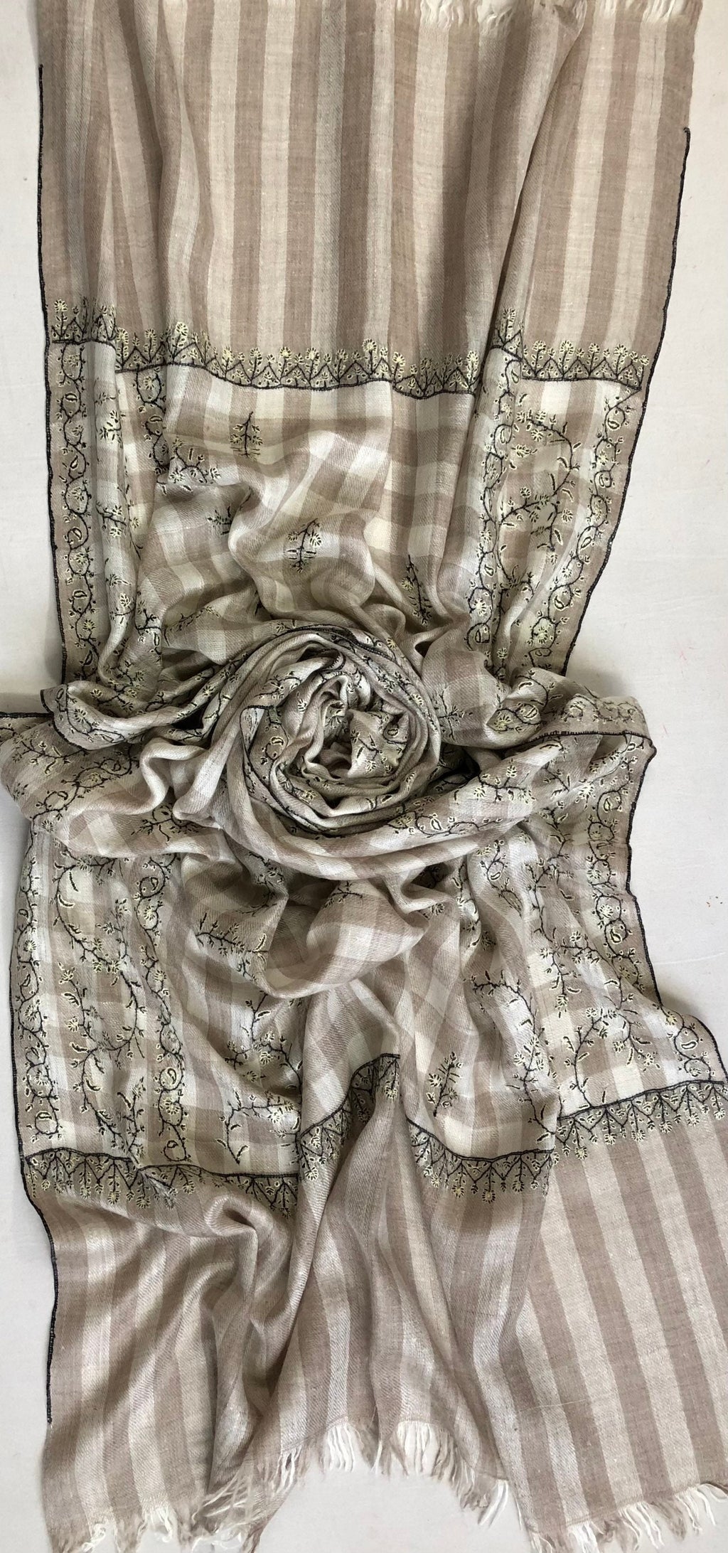 New Year's Eve Natural grey checkered Modern Design Fine Embroidery Handcrafted Real Cashmere Pashmina Stole Scarf Shawl - Mehraj Crafts 