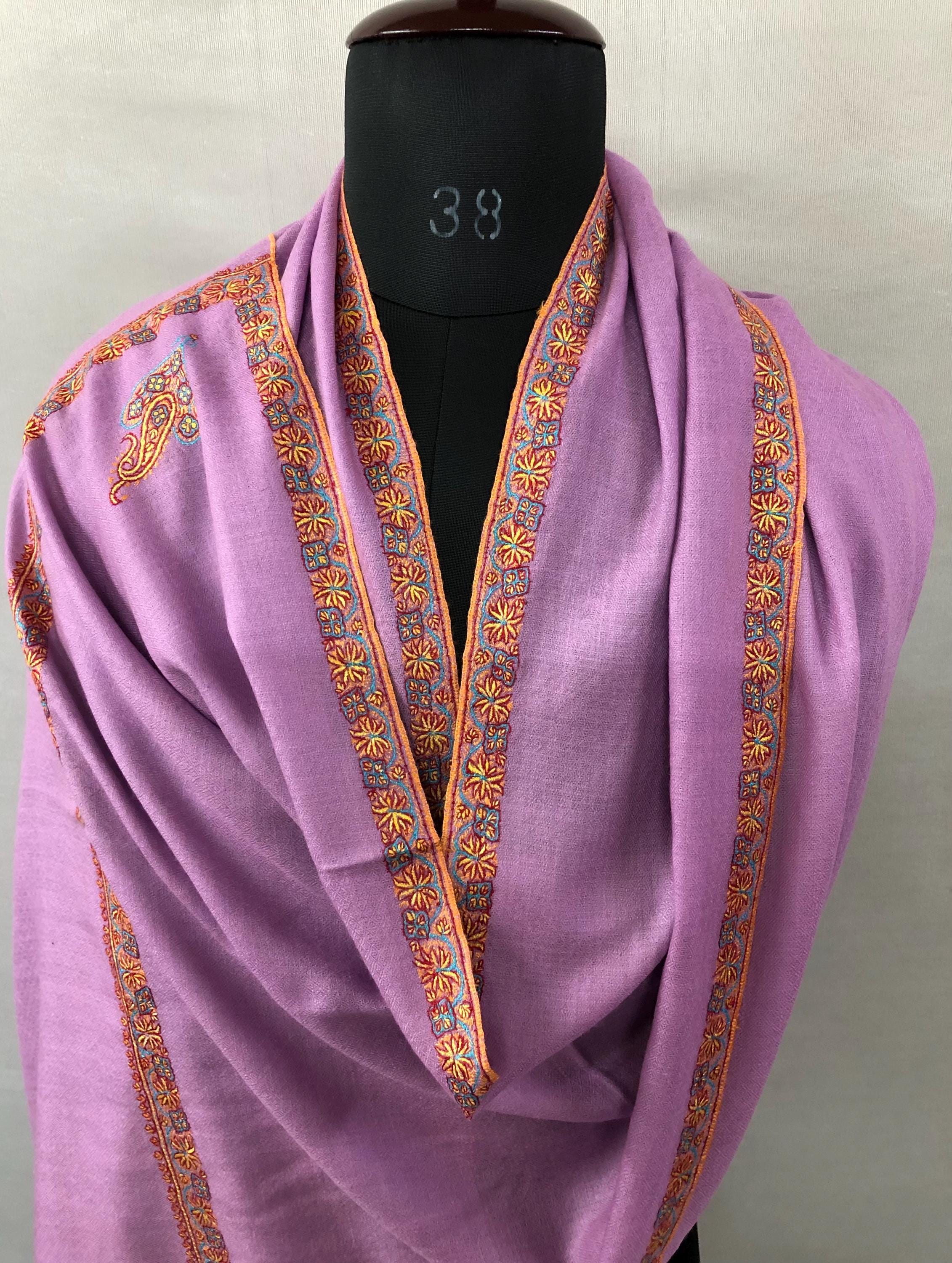 Handwoven Cashmere Pashmina Stole: Sozni Embroidered Border, Purple