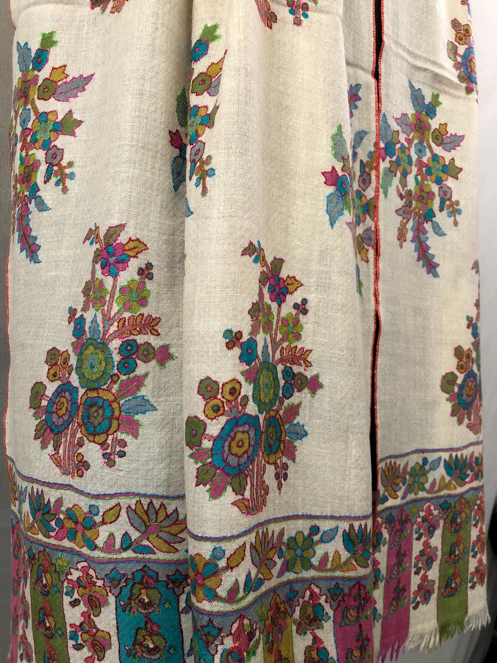 Off white floral print and outlined embroidered GI certified handcrafted real cashmere pashmina stole, shawl, Womens scarf - Mehraj Crafts 