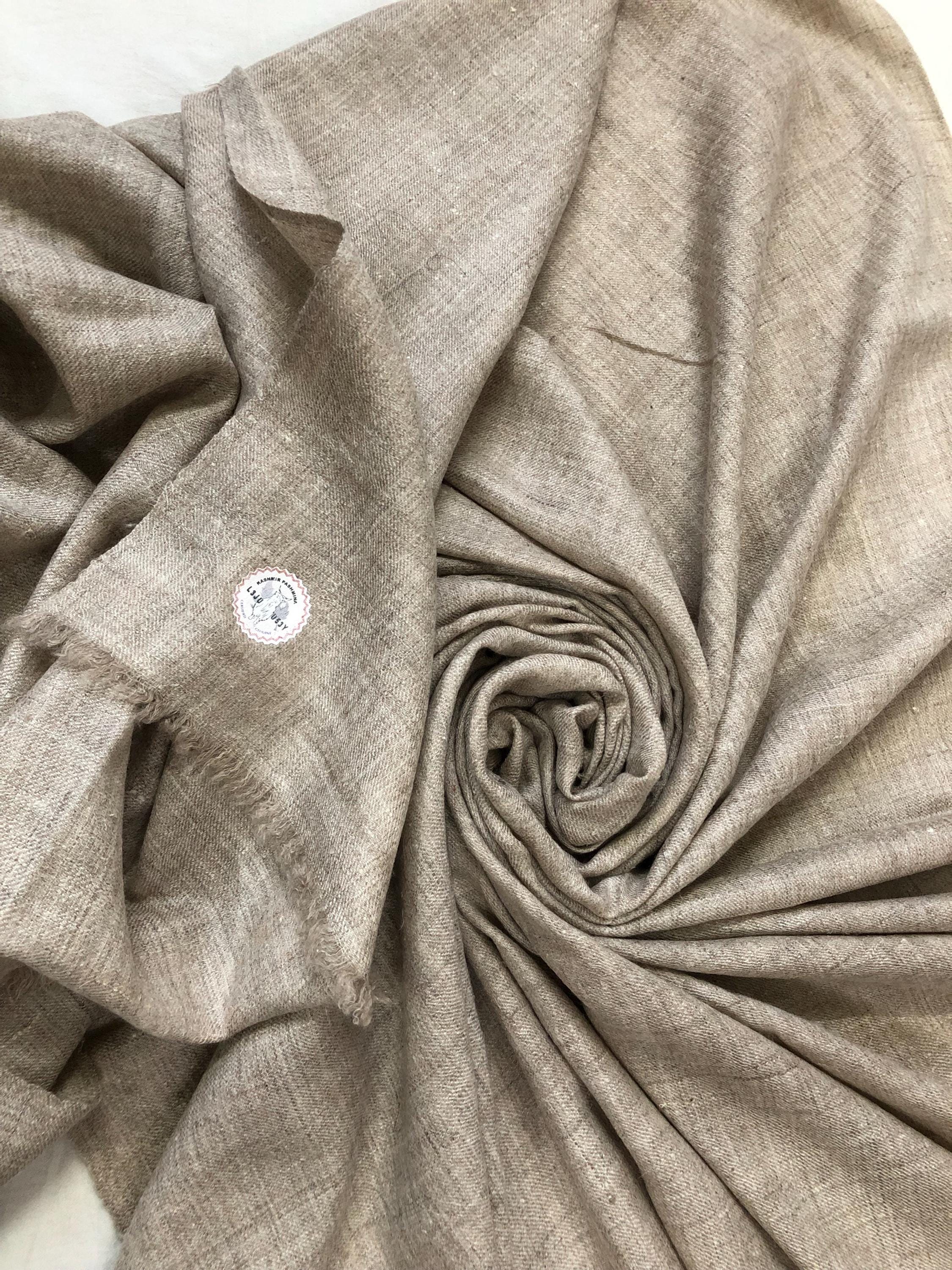 Handwoven Kashmir Pashmina Shawl: Natural Undyed Ladakhi Wool
