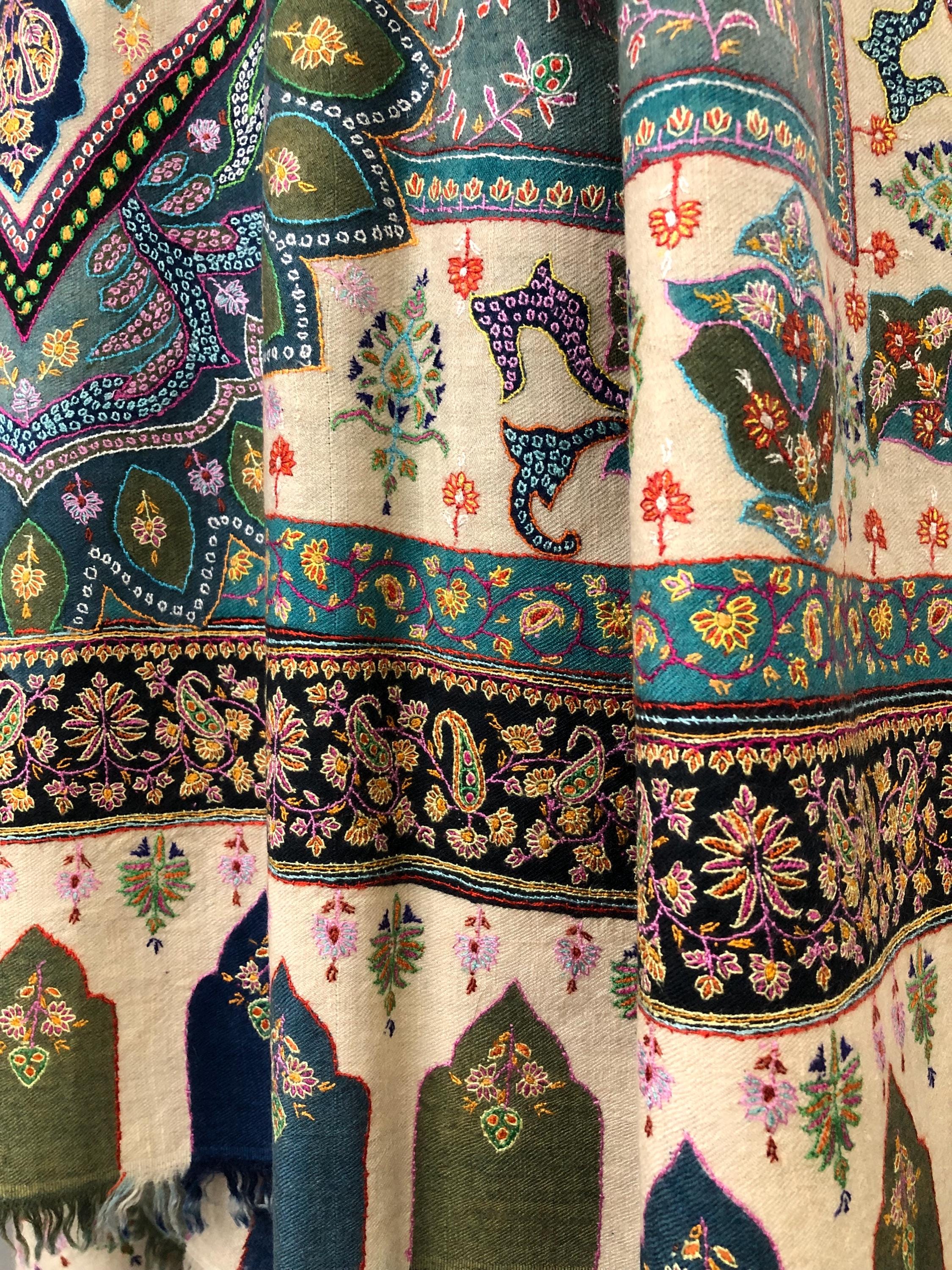 Mandala Garden Wrap Elegant Multicoloured Handmade Cashmere Pashmina Jamawar Chakra Shawl - Mehraj Crafts 