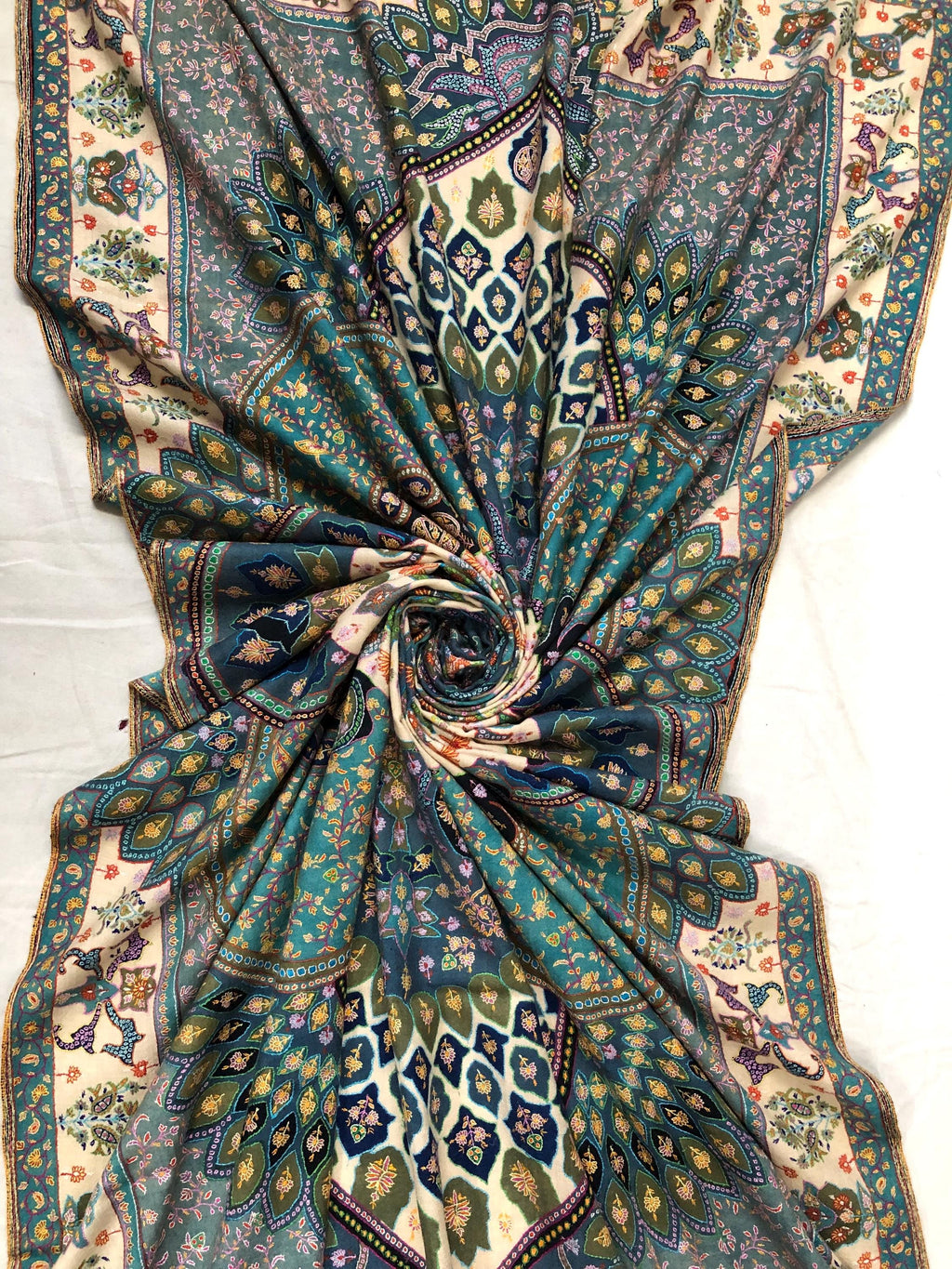 Mandala Garden Wrap Elegant Multicoloured Handmade Cashmere Pashmina Jamawar Chakra Shawl - Mehraj Crafts 