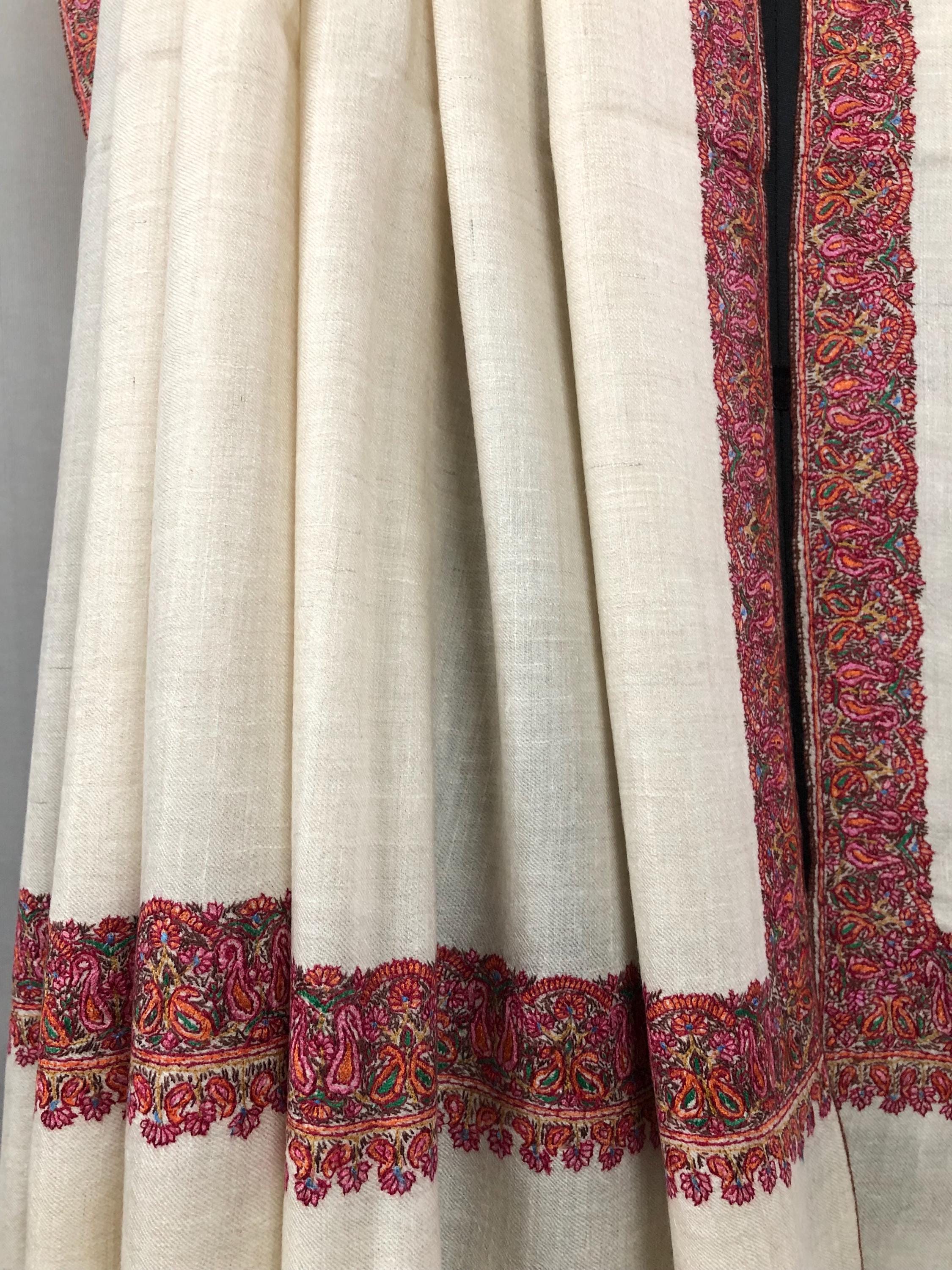 GI Sozani Framed in Threads Handmade Elegant Embroidered Cashmere Pashmina Shawl Wrap - Mehraj Crafts 