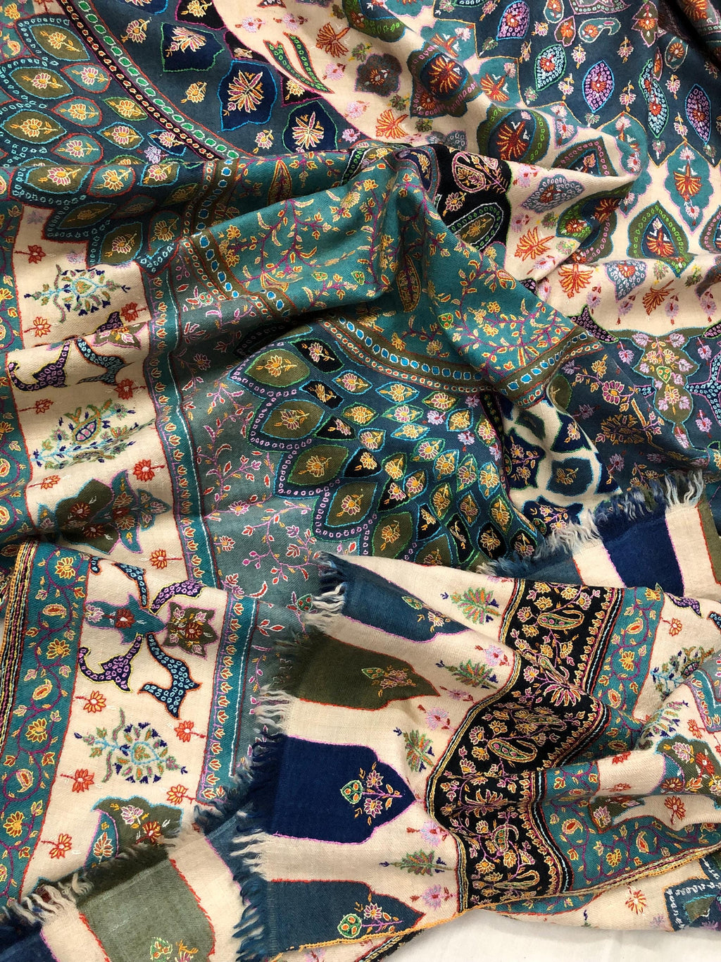 Mandala Garden Wrap Elegant Multicoloured Handmade Cashmere Pashmina Jamawar Chakra Shawl - Mehraj Crafts 