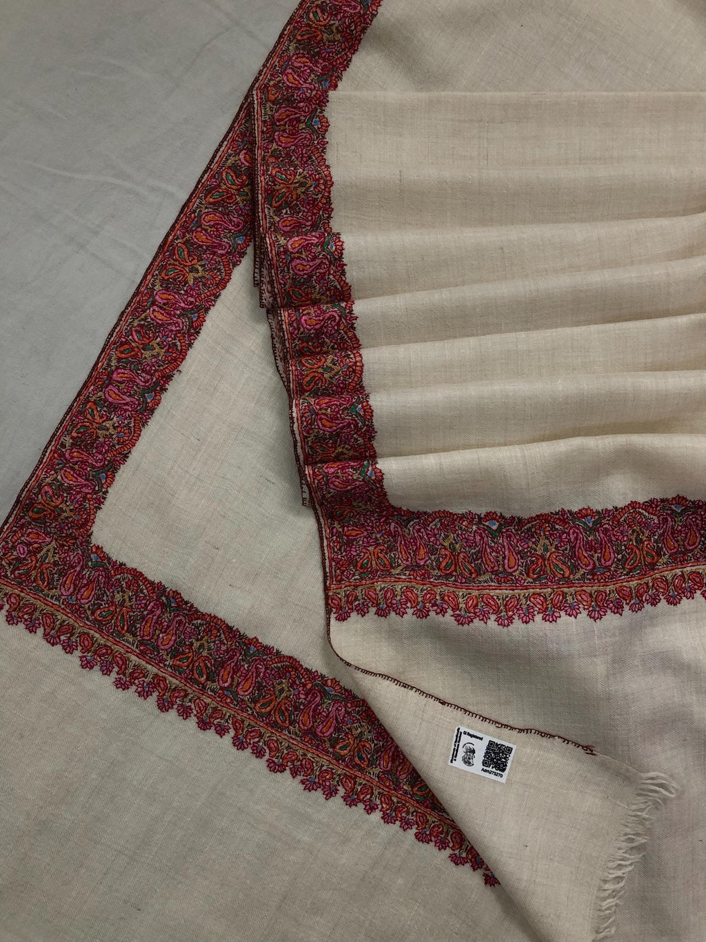 GI Sozani Framed in Threads Handmade Elegant Embroidered Cashmere Pashmina Shawl Wrap - Mehraj Crafts 