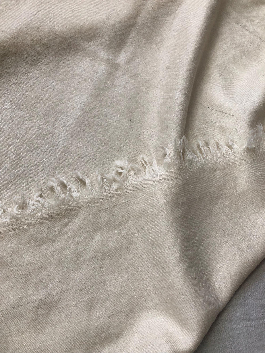 Extra Large Natural Off White Undyed Handmade 100% Pure Ladakhi Hand Woven Cashmere Pashmina Shawl - Mehraj Crafts 