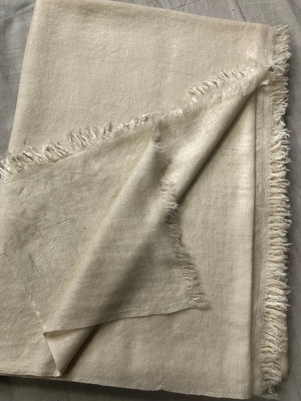 Extra Large Natural Off White Undyed Handmade 100% Pure Ladakhi Hand Woven Cashmere Pashmina Shawl - Mehraj Crafts 