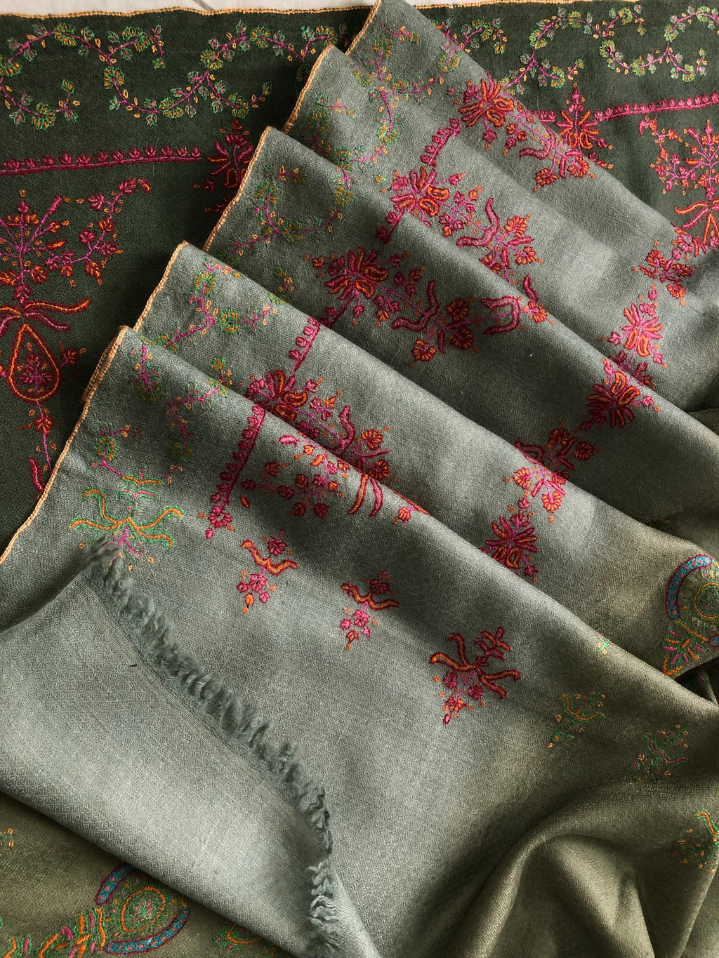 Ombré green handmade Real Cashmere Pashmina Stole with super micro fine Sozni modern design embroidery - Mehraj Crafts 