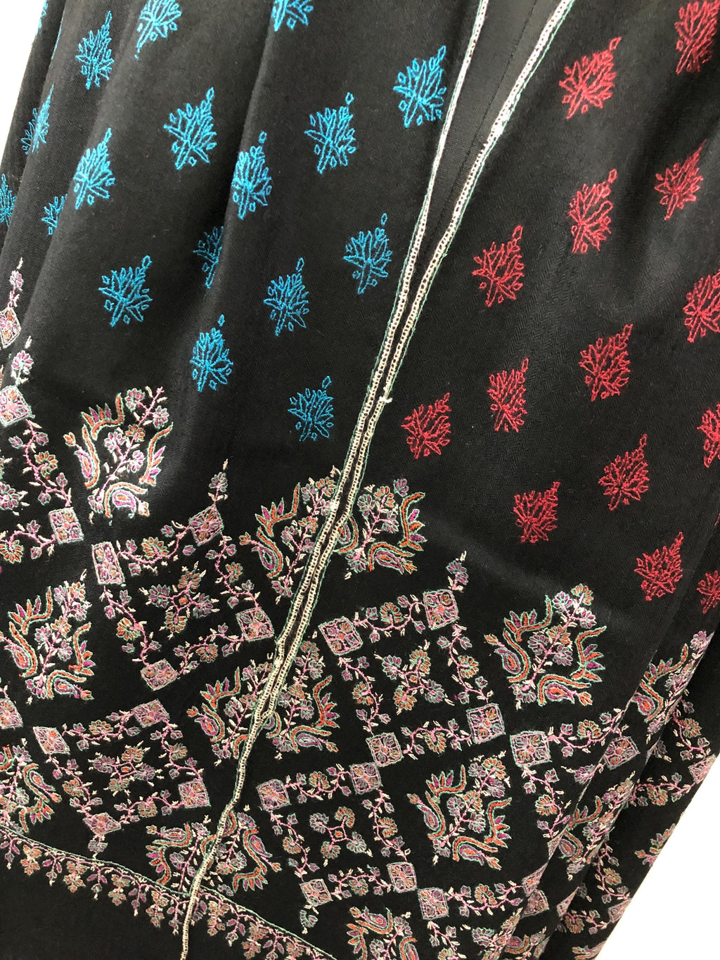 Black Modern Design Embroidery Handwoven Real Kashmir Pashmina Stole - Mehraj Crafts 