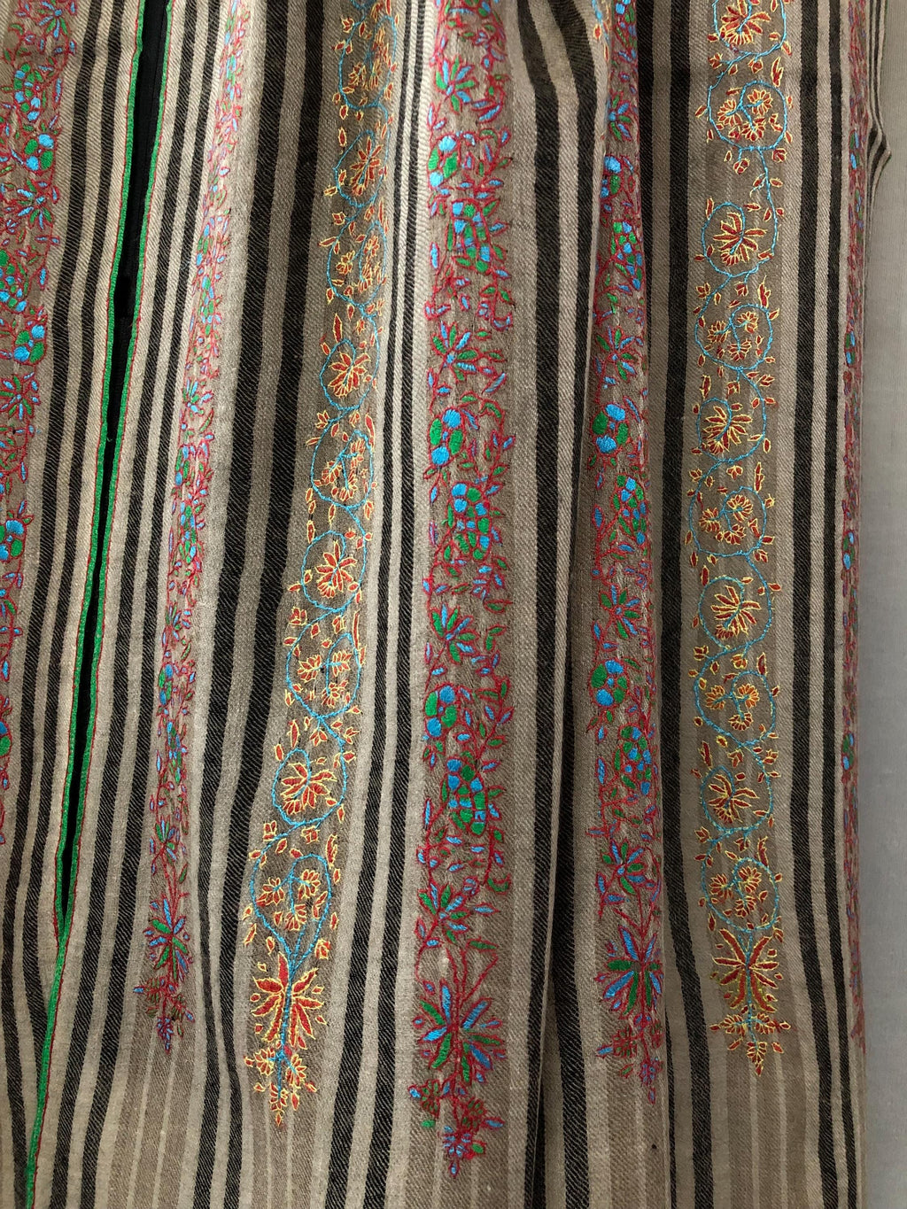 Designer Sozni Stripes Hand Embroidered Pure Kashmir Pashmina Stole - Mehraj Crafts 