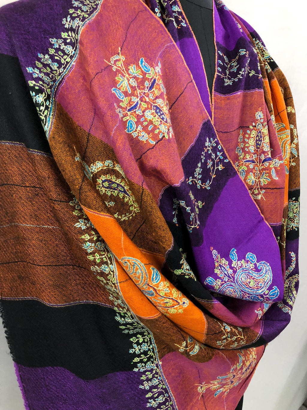 Multicoloured Plaid Check Pattern Handmade Microfine Embroidered Real Pashmina Stole - Mehraj Crafts 